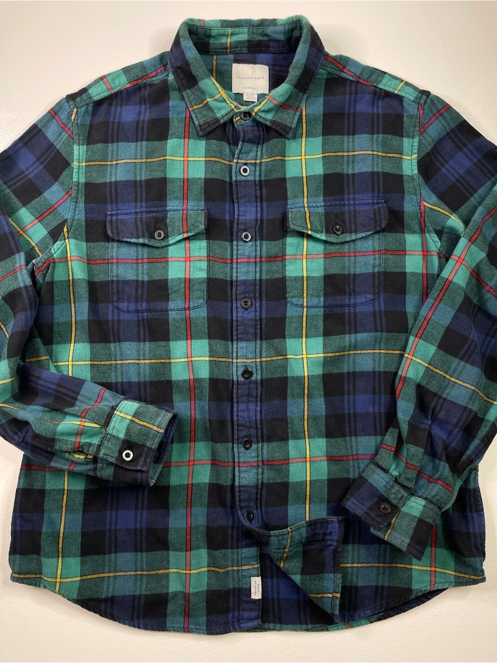American Eagle Men's XL Green and Blue Plaid Super Soft Flannel Shirt